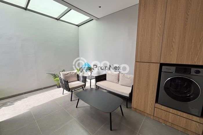 Rumah Modern 4 KT LT 112m2 di Batam Centre Rumah Modern 4 KT LT 112m2 di Batam Centre