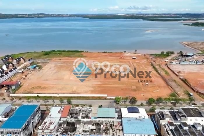 LOKASI PREMIUM! Ruko Kawasan , Luas 245m2m², Jalan Utama, Kawasan Komersial LOKASI PREMIUM! Ruko Kawasan , Luas 245m2m², Jalan Utama, Kawasan Komersial