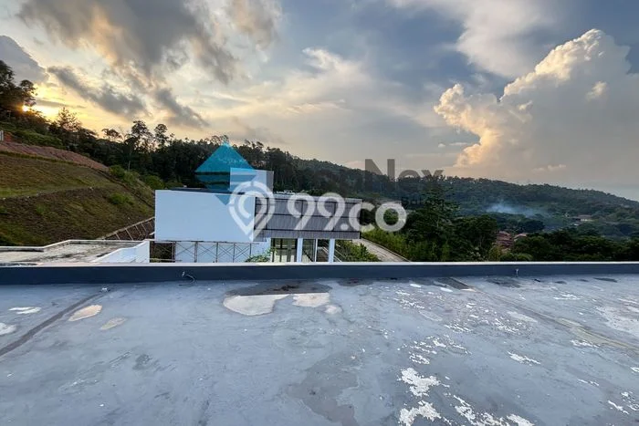 For Sale! Luxury House LT 1838m2 Desain Modern di Batam Centre For Sale! Luxury House LT 1838m2 Desain Modern di Batam Centre