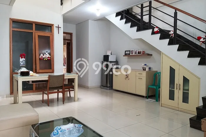 Jual Rumah Eksklusif 4 KT di Bandung Kota, Bandung Jual Rumah Eksklusif 4 KT di Bandung Kota, Bandung