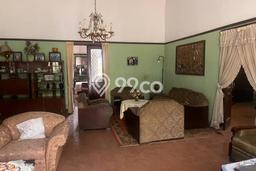 Rumah Minimalis di Gatot Subroto, Bandung, Luas 1694m2m² LB 300m2m² Rumah Minimalis di Gatot Subroto, Bandung, Luas 1694m2m² LB 300m2m²