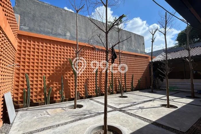 DREAM HOME! Rumah di Sayap Dago, 3 KM, Bebas Banjir, LT 610m2m² LB 300m2m² DREAM HOME! Rumah di Sayap Dago, 3 KM, Bebas Banjir, LT 610m2m² LB 300m2m²
