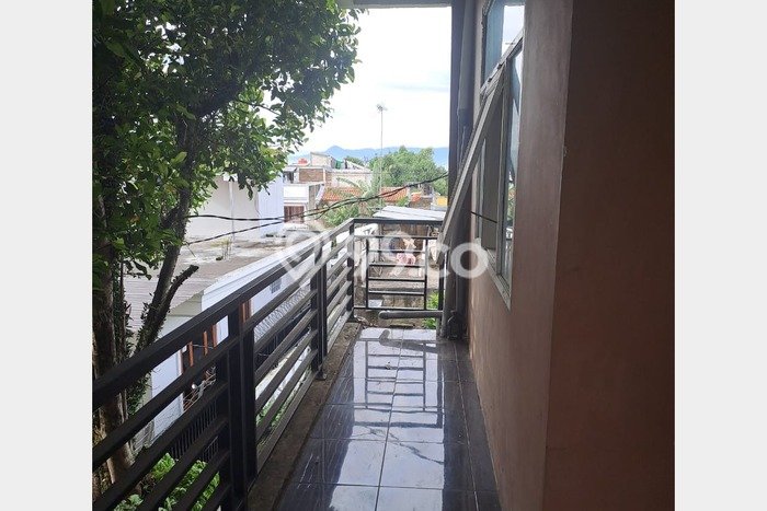 Unit Kost Dijual di Bandung Spesifikasi 7 Kamar Tidur dan Kawasan Ramai Unit Kost Dijual di Bandung Spesifikasi 7 Kamar Tidur dan Kawasan Ramai