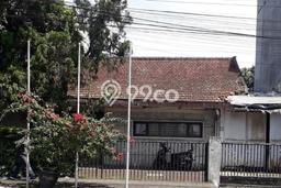 Rumah Luxury Modern Siap Huni di Pajajaran Bandung Rumah Luxury Modern Siap Huni di Pajajaran Bandung