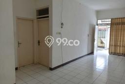 Rumah Terawat kawasan Taman Kopo Indah, Bandung, Luas 90m² LB 90m² DIJUAL CEPAT! Rumah Terawat kawasan Taman Kopo Indah, Bandung, Luas 90m² LB 90m² DIJUAL CEPAT!