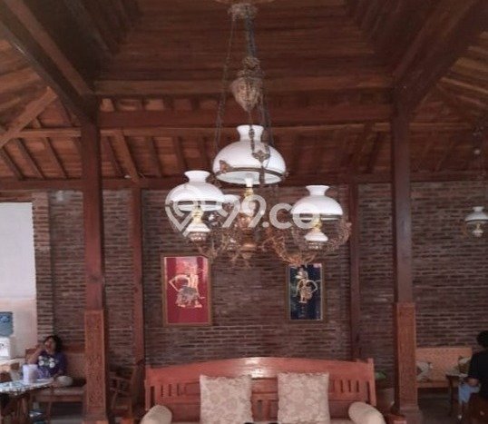 Unit Komersial Dijual di Kraton Yogyakarta Luas Bangunan 200m2 Unit Komersial Dijual di Kraton Yogyakarta Luas Bangunan 200m2
