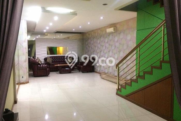 Ruko Dijual di Bandung LT 200m2 & LB 375m2 Lokasi Terbaik! Ruko Dijual di Bandung LT 200m2 & LB 375m2 Lokasi Terbaik!