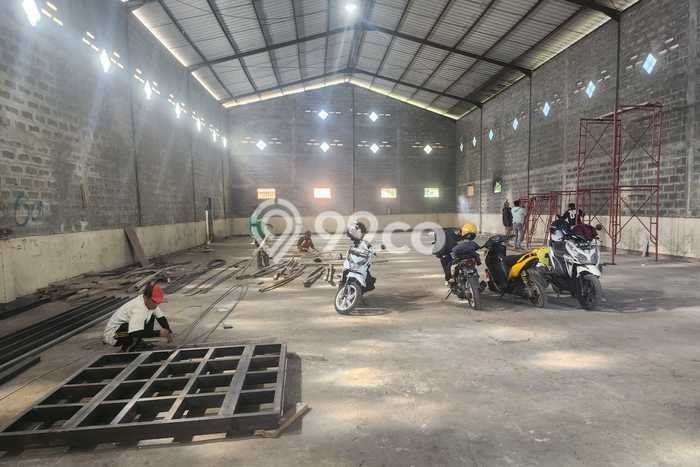 Gudang Komersial Dijual di Margaasih Bandung LT 1000m2 & LB 800m2 Gudang Komersial Dijual di Margaasih Bandung LT 1000m2 & LB 800m2