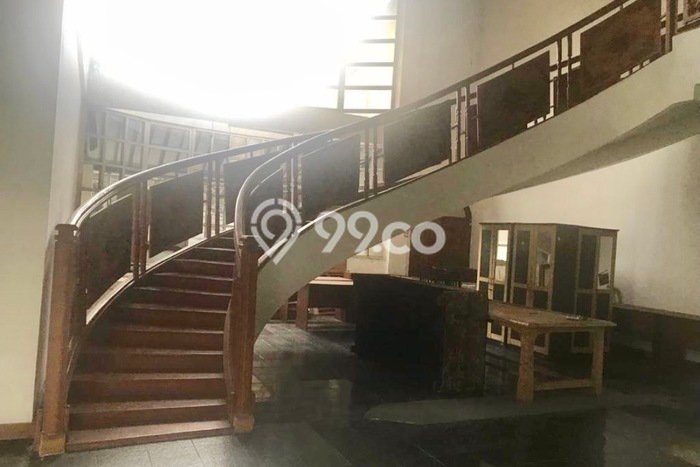 Hunian Elit LB 965m2 Siap Pakai Desain Elegan di Dago Pakar, Bandung Hunian Elit LB 965m2 Siap Pakai Desain Elegan di Dago Pakar, Bandung