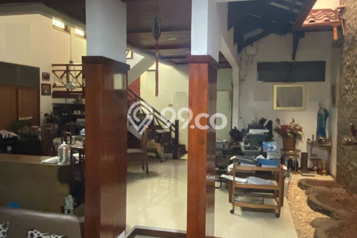 Disewakan Rumah Murah di Kedoya Jakarta Barat dengan 4 Kamar Tidur Disewakan Rumah Murah di Kedoya Jakarta Barat dengan 4 Kamar Tidur