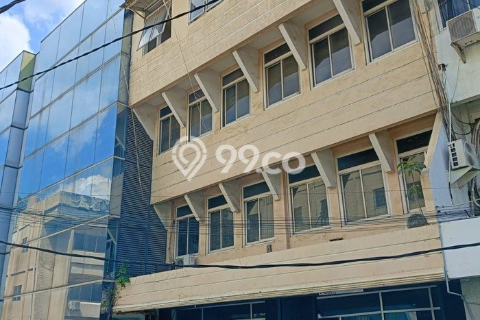 Ruko Bagus Dijual LB 700m2 Lokasi Strategis Jakarta Pusat Area Cocok untuk Berbisnis Ruko Bagus Dijual LB 700m2 Lokasi Strategis Jakarta Pusat Area Cocok untuk Berbisnis