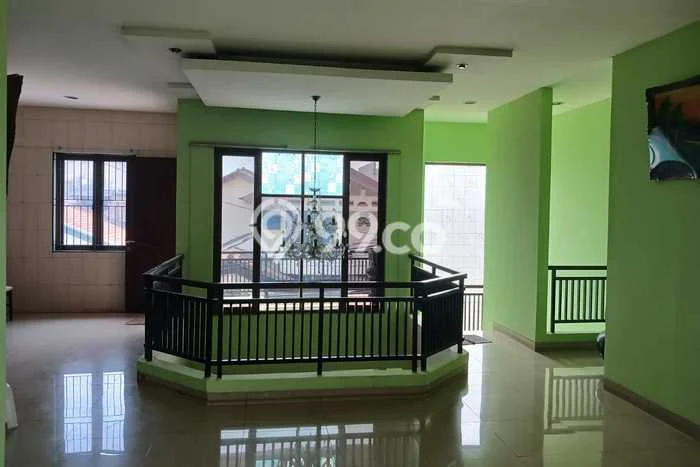 Jual Rumah Mewah Megah Dengan View Eksklusif di Kalideres, Jakarta Barat Jual Rumah Mewah Megah Dengan View Eksklusif di Kalideres, Jakarta Barat