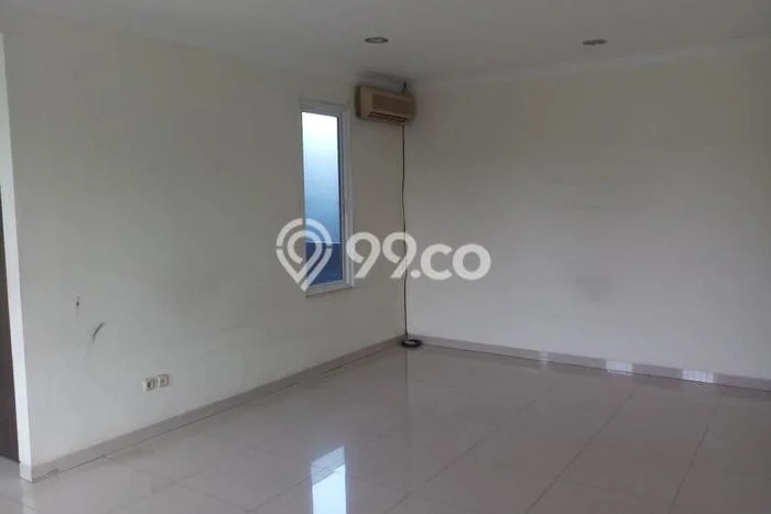 Rumah Disewakan Jakarta Timur LT 300m2 LB 500m2 Kawasan Pondok Kelapa Rumah Disewakan Jakarta Timur LT 300m2 LB 500m2 Kawasan Pondok Kelapa