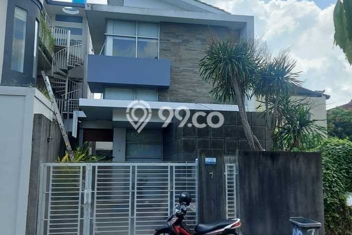 Jarang Ada! Rumah Sewa 2 Kamar Bagus Siap Huni Seminyak Jarang Ada! Rumah Sewa 2 Kamar Bagus Siap Huni Seminyak