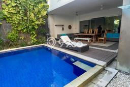 Rumah Asri di , 4 KM, Area Tenang, Luas 383m2m² Bangunan 328m2m² Rumah Asri di , 4 KM, Area Tenang, Luas 383m2m² Bangunan 328m2m²