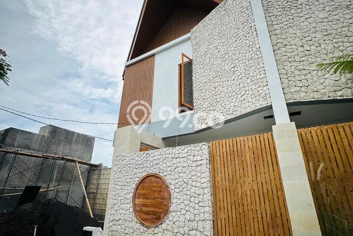 HARGA TERBAIK! Vila Kawasan , Luas 206m2m², Lokasi Strategis HARGA TERBAIK! Vila Kawasan , Luas 206m2m², Lokasi Strategis