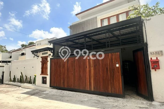 Dijual Rumah Luas Elegan Dengan View Eksklusif di Jimbaran, Badung Dijual Rumah Luas Elegan Dengan View Eksklusif di Jimbaran, Badung