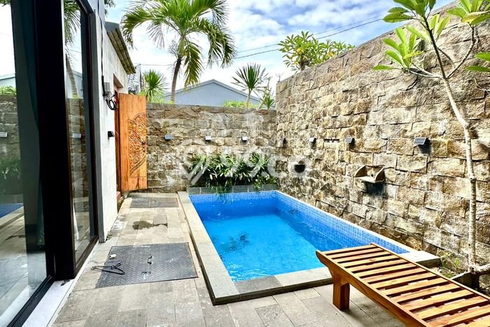 Vila Terawat di , Ukuran 100m2m², Kawasan Tenang dan aman Vila Terawat di , Ukuran 100m2m², Kawasan Tenang dan aman