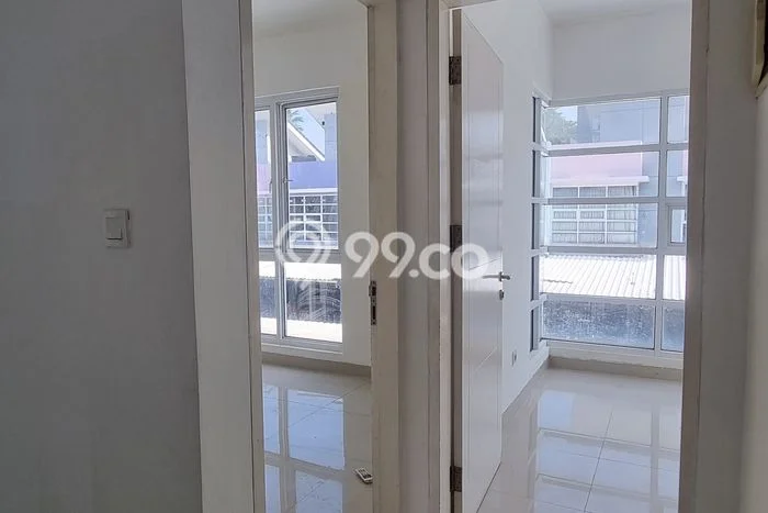 Rumah kawasan Gading Serpong Cluster Bohemia, 3 KT, Pemandangan Indah, LT 90m² LB 45m² Rumah kawasan Gading Serpong Cluster Bohemia, 3 KT, Pemandangan Indah, LT 90m² LB 45m²