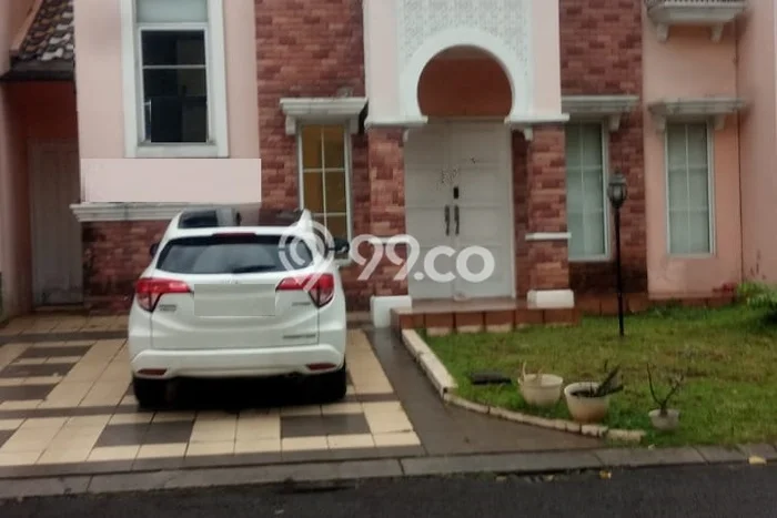 Rumah Elit Modern Tanpa Renovasi di Gading Serpong Tangerang Rumah Elit Modern Tanpa Renovasi di Gading Serpong Tangerang