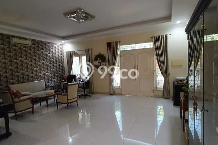 Rumah Elit LB 300m2 Siap Huni Desain Elegan di Gading Serpong, Tangerang Rumah Elit LB 300m2 Siap Huni Desain Elegan di Gading Serpong, Tangerang