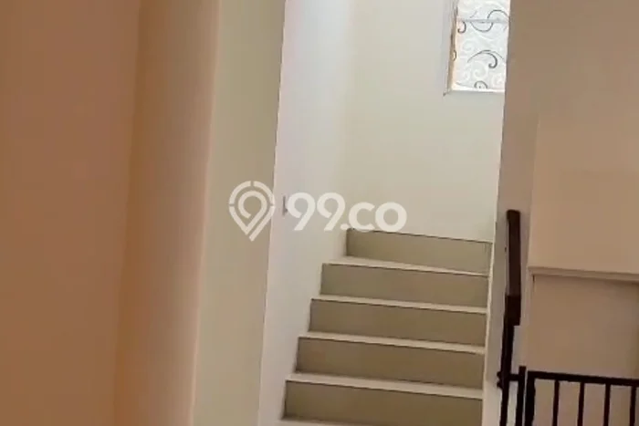 Jarang Ada! Rumah Kontrakan 3 Kamar Nyaman Siap Huni Gading Serpong Jarang Ada! Rumah Kontrakan 3 Kamar Nyaman Siap Huni Gading Serpong
