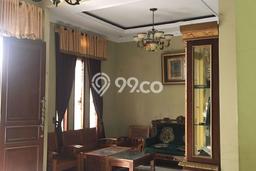 Rumah Strategis Modern Lb 245m2 di Ciputat, Tangerang Selatan Rumah Strategis Modern Lb 245m2 di Ciputat, Tangerang Selatan