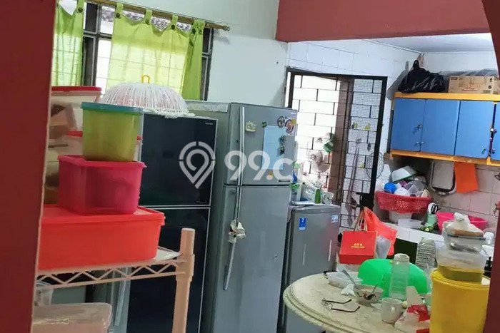 Hunian Mewah Dijual LT 240m2 di Kebon Jeruk, Jakarta Barat Hunian Mewah Dijual LT 240m2 di Kebon Jeruk, Jakarta Barat