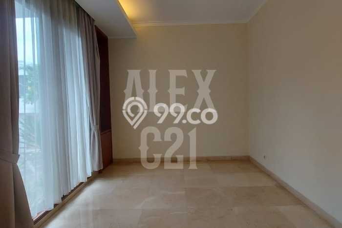 Rumah Elit Modern Tanpa Renovasi di Kemang Jakarta Selatan Rumah Elit Modern Tanpa Renovasi di Kemang Jakarta Selatan