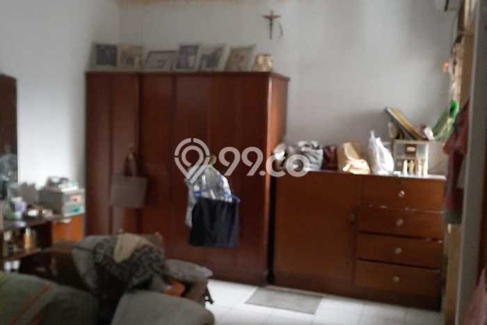 Jual Rumah Mewah Megah Dengan View Eksklusif di Puri Indah, Jakarta Barat Jual Rumah Mewah Megah Dengan View Eksklusif di Puri Indah, Jakarta Barat