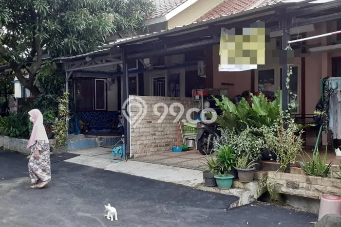 Dijual Rumah Strategis Bagus Punya 2 KT di Beji Depok - Dijual Rumah Strategis Bagus Punya 2 KT di Beji Depok -