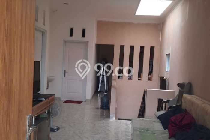 Hunian Cantik Minimalis Lb 250m2 di Ciracas, Jakarta Timur Hunian Cantik Minimalis Lb 250m2 di Ciracas, Jakarta Timur