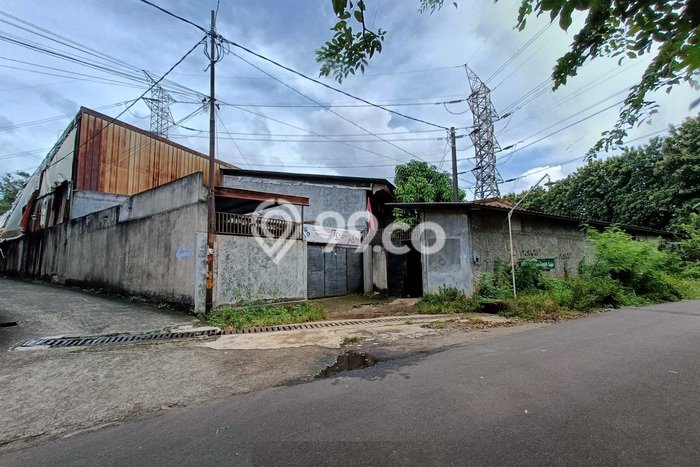 Gudang Usaha Dijual di Pondok Aren Tangerang Selatan LT 2000m2 & LB 500m2 Gudang Usaha Dijual di Pondok Aren Tangerang Selatan LT 2000m2 & LB 500m2