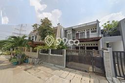 Ready to Use! Premium House LT 250m2 Desain Elegan di Meruya Ready to Use! Premium House LT 250m2 Desain Elegan di Meruya