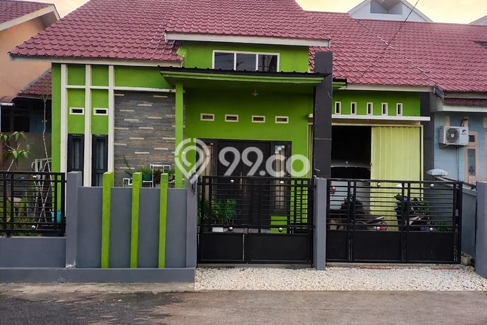 Jual Rumah Murah Meriah Pontianak Barat Punya 3 KT & LT 142m2 Jual Rumah Murah Meriah Pontianak Barat Punya 3 KT & LT 142m2