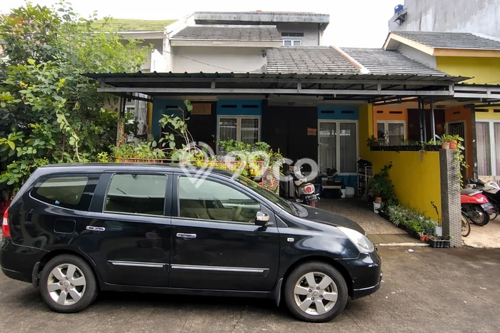 For Sale Rumah 3 Kamar Lokasi Strategis Bagus dan Strategis di Tapos For Sale Rumah 3 Kamar Lokasi Strategis Bagus dan Strategis di Tapos