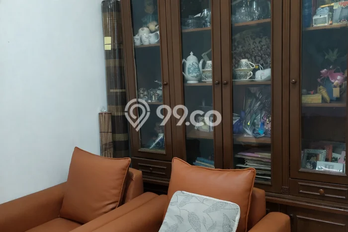 Rumah Strategis Minimalis Lb 110m2 di Makasar, Jakarta Timur Rumah Strategis Minimalis Lb 110m2 di Makasar, Jakarta Timur