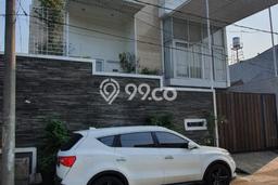 Hunian Luxury di Jakarta Barat Lokasi Strategis Kondisi Baik Hunian Luxury di Jakarta Barat Lokasi Strategis Kondisi Baik