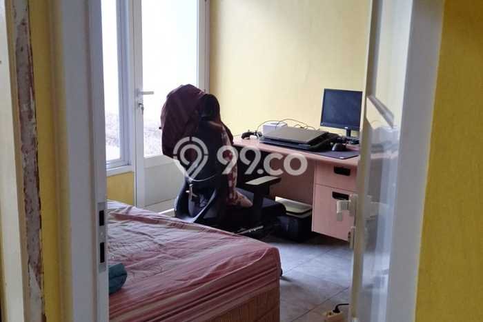 Dijual Hunian Rumah Terawat 4 Kamar di Joglo, Jakarta Barat Dijual Hunian Rumah Terawat 4 Kamar di Joglo, Jakarta Barat