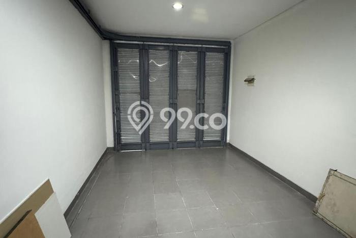 LISTING BARU! Rumah kawasan BSD Green Wich, Siap Huni, 4 KT, Akses BSD Green Wich, Tangerang, Tangerang, Luas 135m² Bangunan 163m² LISTING BARU! Rumah kawasan BSD Green Wich, Siap Huni, 4 KT, Akses BSD Green Wich, Tangerang, Tangerang, Luas 135m² Bangunan 163m²