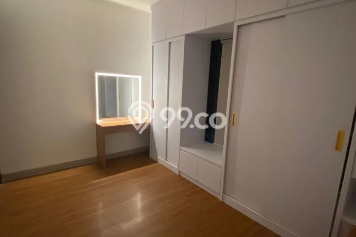 Rumah Nyaman 2 KT LB 50m2 Kondisi Bagus di Semanan Rumah Nyaman 2 KT LB 50m2 Kondisi Bagus di Semanan