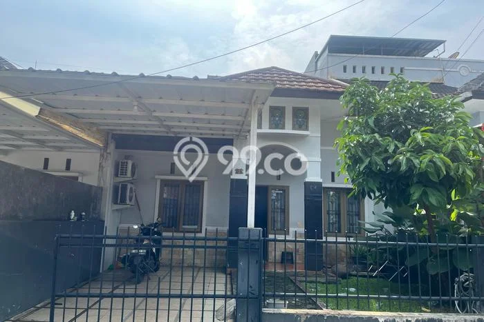 Rumah Modern Minimalis 5 Kamar Bisa Langsung Pindah di Arcamanik Rumah Modern Minimalis 5 Kamar Bisa Langsung Pindah di Arcamanik