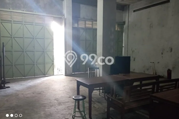 Ruko Dijual di Pakualaman Yogyakarta dengan Luas Bangunan 216m2 Ruko Dijual di Pakualaman Yogyakarta dengan Luas Bangunan 216m2