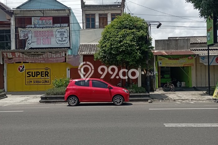 Lokasi Strategis! Dijual Ruko Bisnis di Mergangsan, Yogyakarta Kondisi Bagus Lokasi Strategis! Dijual Ruko Bisnis di Mergangsan, Yogyakarta Kondisi Bagus