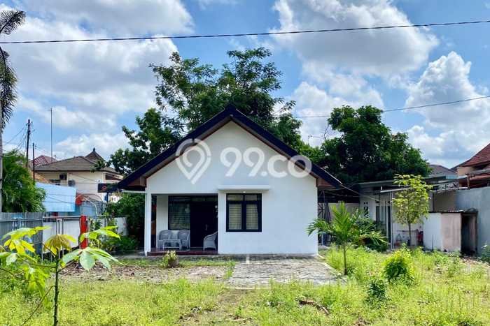 BEST DEAL! Rumah Nyaman di Umbulharjo, Luas 493m2m² Bangunan 80m2m² BEST DEAL! Rumah Nyaman di Umbulharjo, Luas 493m2m² Bangunan 80m2m²