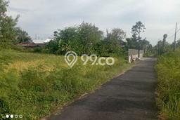 Tanah Kosong Dijual di Sleman dengan Area 1070m2 Tanah Kosong Dijual di Sleman dengan Area 1070m2