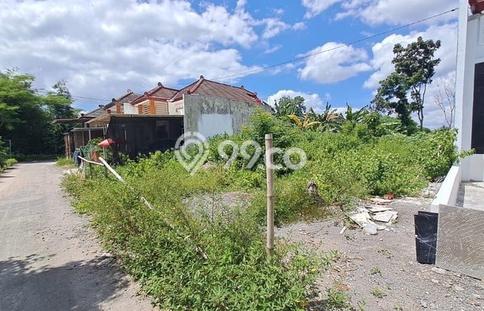 Tanah Strategis Dijual di Prambanan Klaten 114m2 Tanah Strategis Dijual di Prambanan Klaten 114m2
