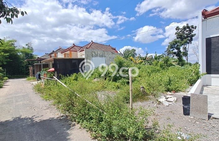Tanah Strategis Dijual di Prambanan Klaten 114m2 Tanah Strategis Dijual di Prambanan Klaten 114m2