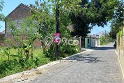 Lahan untuk Dijual Lokasi Depok, Sleman Luas 487m2 SHM Lahan untuk Dijual Lokasi Depok, Sleman Luas 487m2 SHM