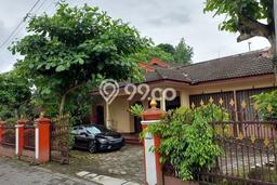 SPECIAL PRICE! Rumah di Mlati, 4 KT, Dekat Pusat Kota, LT 814m2m² LB 500m2m² SPECIAL PRICE! Rumah di Mlati, 4 KT, Dekat Pusat Kota, LT 814m2m² LB 500m2m²